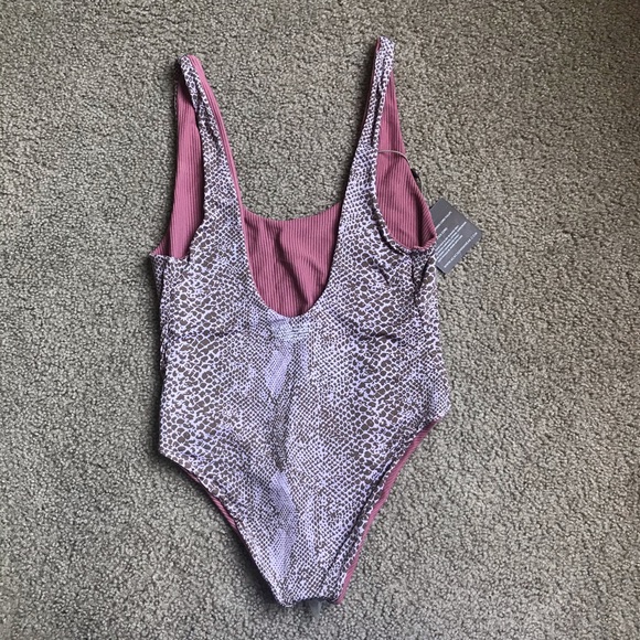 RARE Acacia Palm Springs One Piece Sz M NWT - Picture 12 of 12